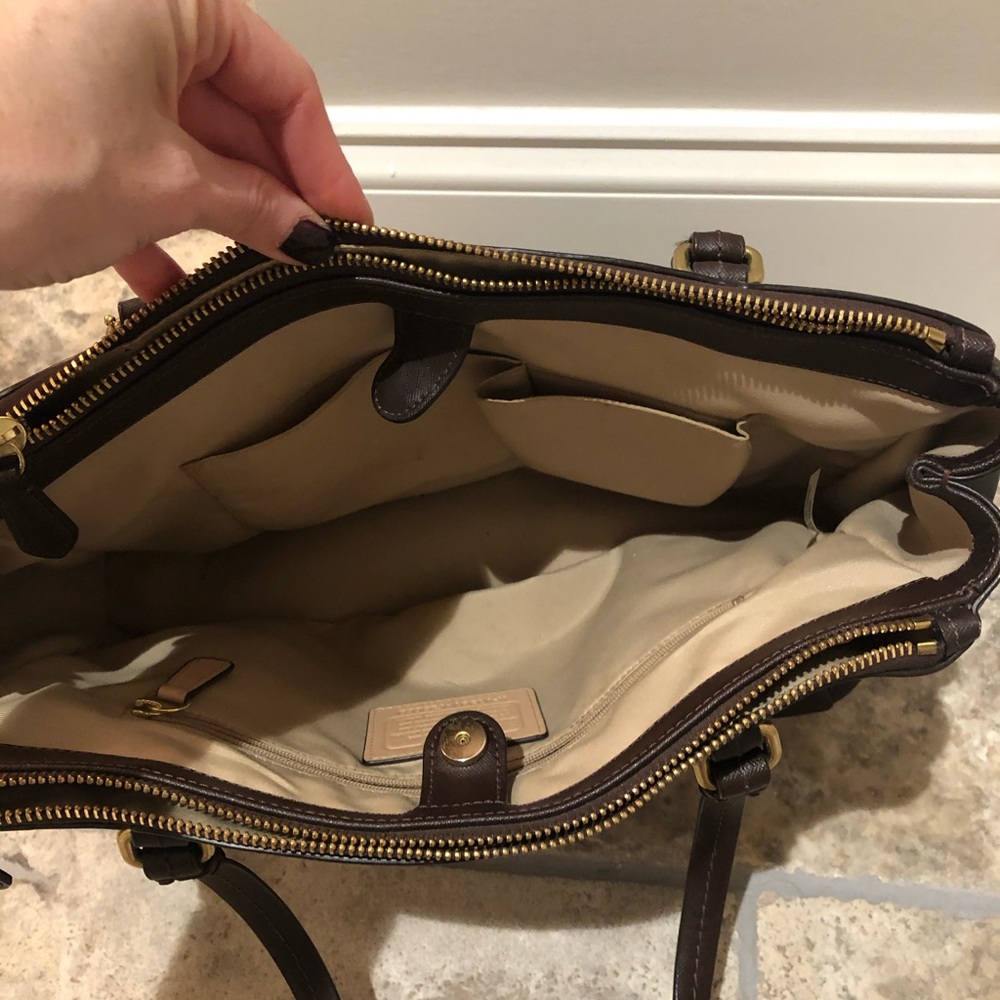 Purse - Picture 5 of 8